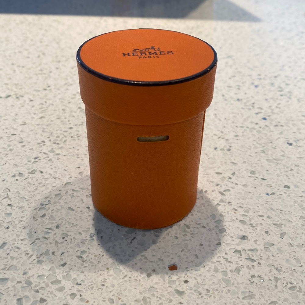 Hermes box